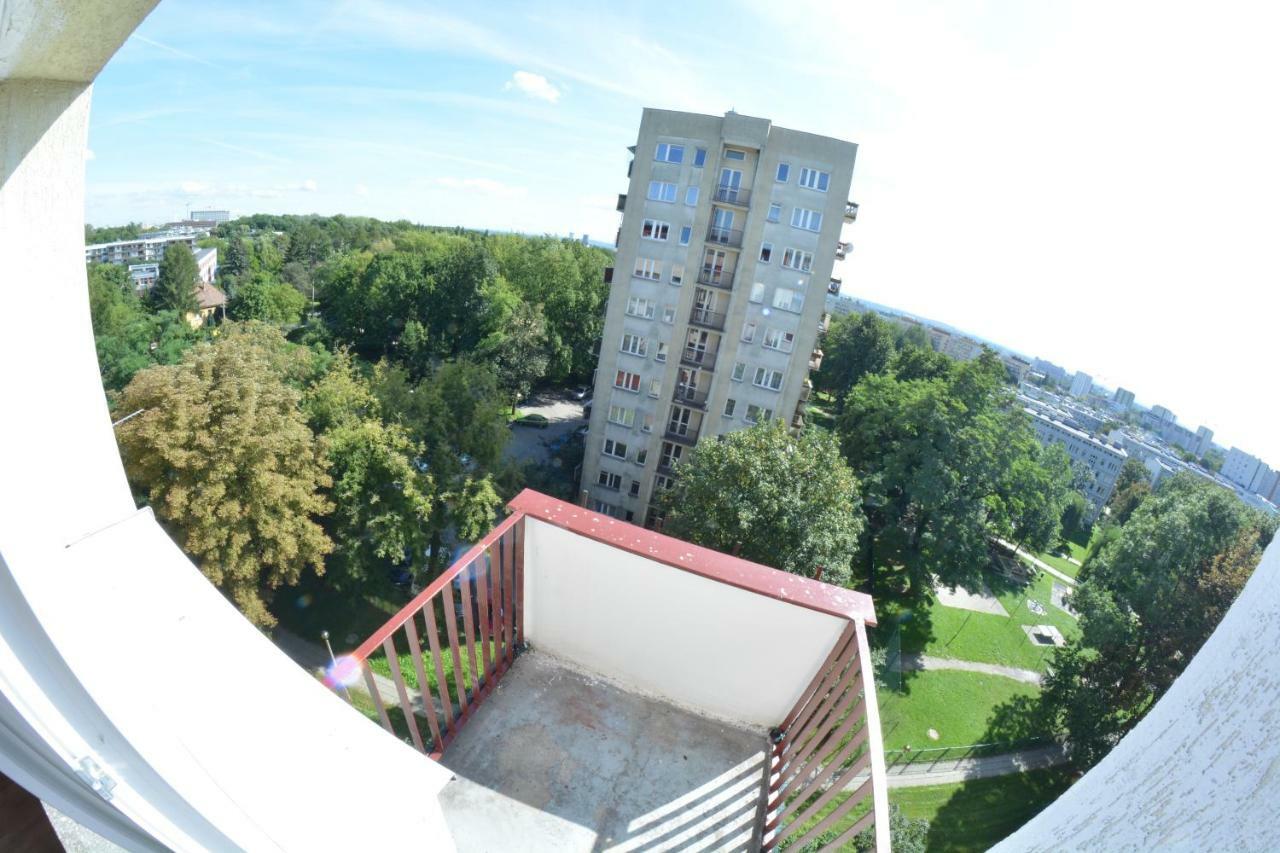 Apartamento Ul. Ugorek Kolo Areny Cracovia Exterior foto