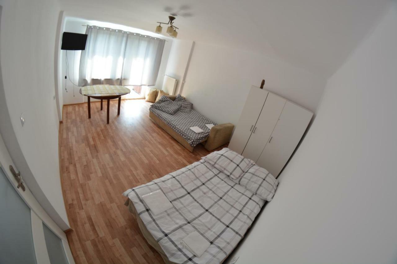 Apartamento Ul. Ugorek Kolo Areny Cracovia Exterior foto